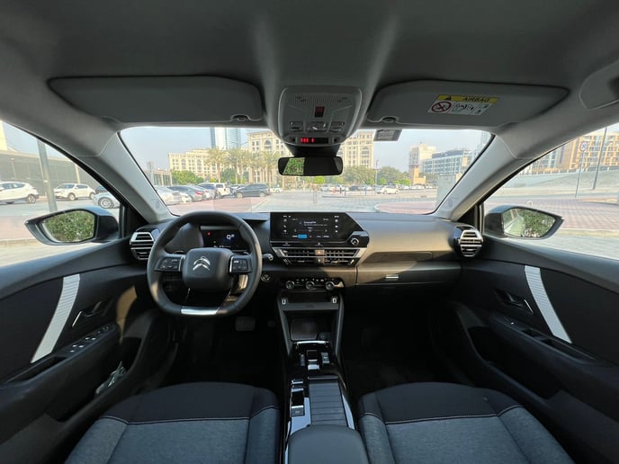 Citroen C4 (Blauw), 2024 te huur in Ras Al Khaimah