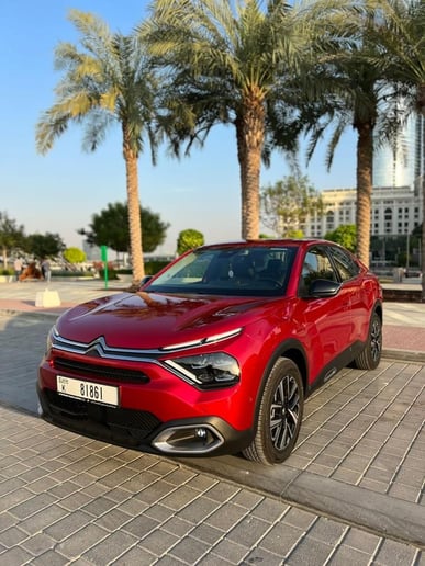 إيجار سيتروين C4X شاين (أحمر), 2025 في رأس الخيمة