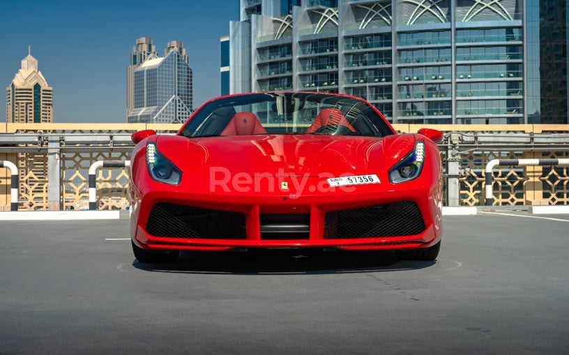 Ferrari 488 Spyder (Rot), 2021  zur Miete in Abu Dhabi