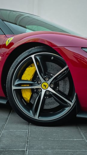 Ferrari 296 (Rouge), 2023 &agrave; louer &agrave; Ras Al Khaimah
