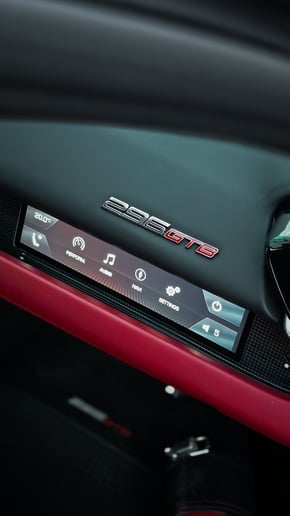 Ferrari 296 (Rouge), 2023 &agrave; louer &agrave; Ras Al Khaimah