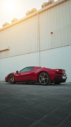 Ferrari 296 (Rouge), 2023 &agrave; louer &agrave; Ras Al Khaimah