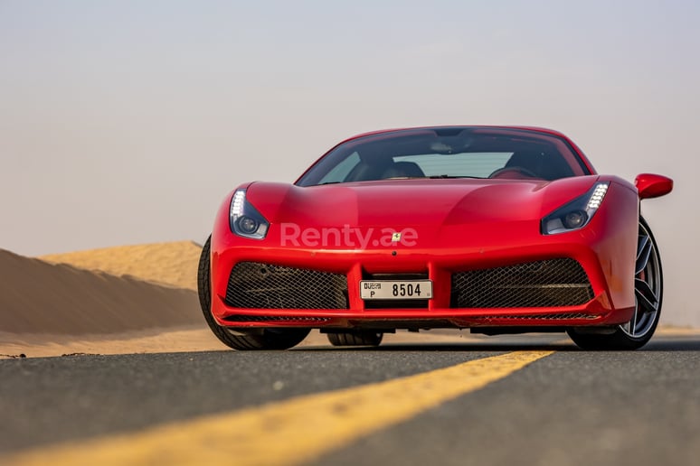 在迪拜 租 法拉利 488 Spider (红色), 2020
