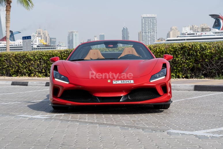Ferrari F8 Tributo Spyder (Rouge), 2021 &agrave; louer &agrave; Duba&iuml;