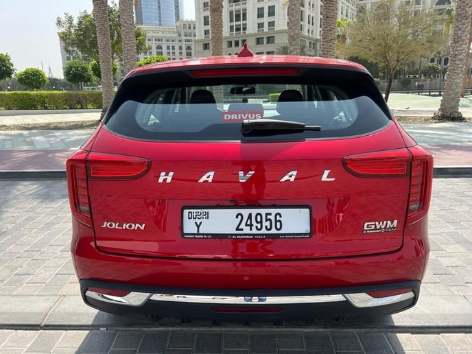 Haval Jolion (Красный), 2024 для аренды в Шарджа