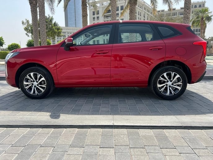 Haval Jolion (Красный), 2024 для аренды в Шарджа