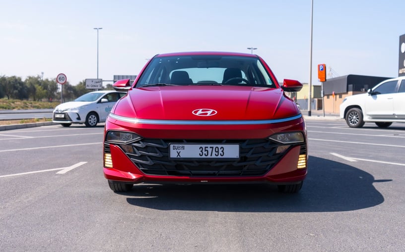 Hyundai Accent (Красный), 2024 для аренды в Шарджа