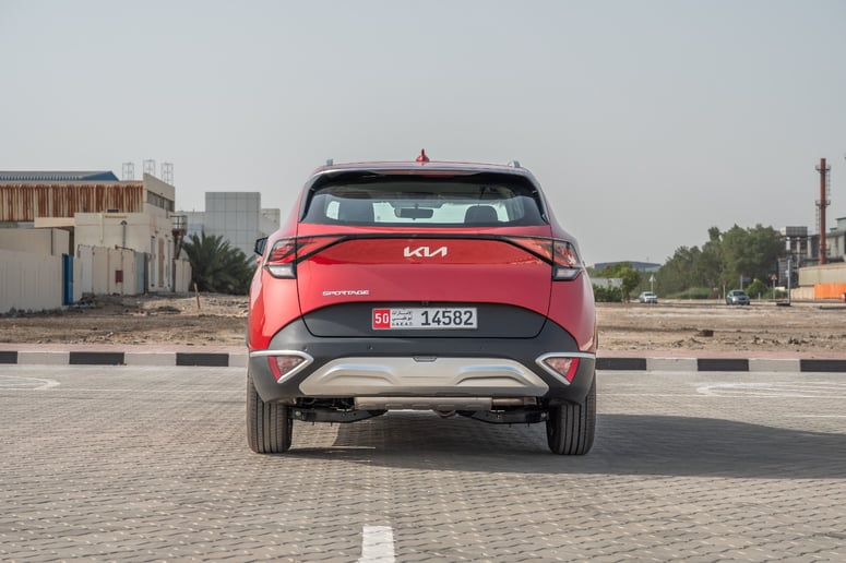 KIA Sportage (rojo), 2024 para alquiler en Ras Al Khaimah