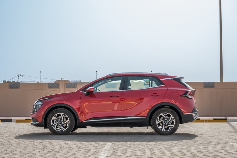 KIA Sportage (Rood), 2024 te huur in Abu Dhabi