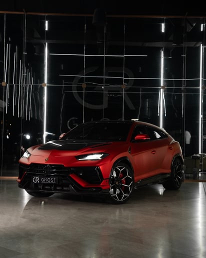 Lamborghini Urus (Rood), 2023 te huur in Dubai