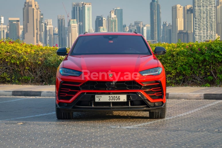 Lamborghini Urus (Rouge), 2020 &agrave; louer &agrave; Duba&iuml;