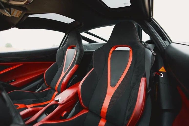 McLaren 720 S (Rouge), 2020 &agrave; louer &agrave; Duba&iuml;