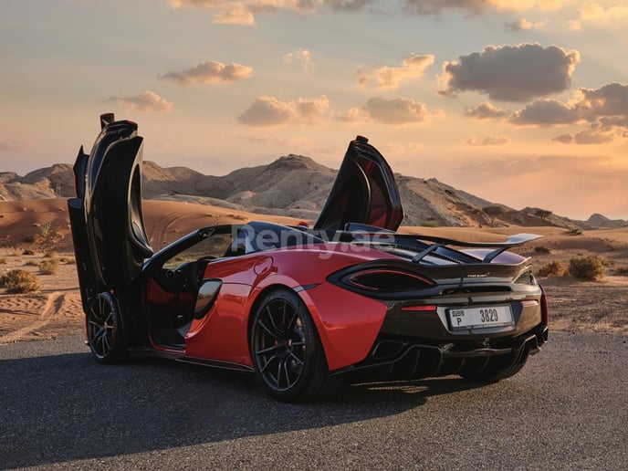 إيجار مكلارين 570S (أحمر), 2019 في دبي