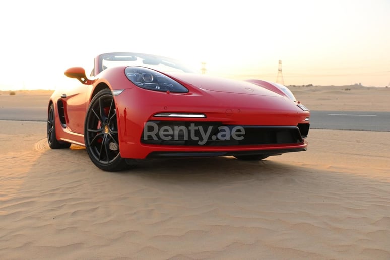 Porsche Boxster (Rouge), 2018 &agrave; louer &agrave; Duba&iuml;