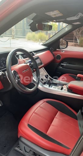 Range Rover Sport Autobiography (Rosso), 2020 in affitto a Dubai