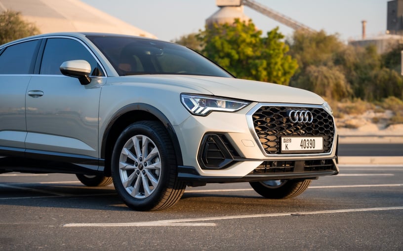 Audi Q3 Sportback (Silber), 2025  zur Miete in Ras Al Khaimah