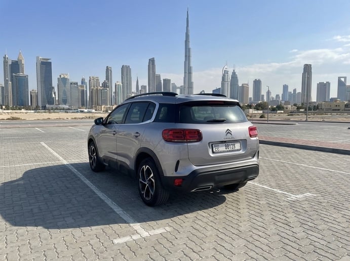 Citroen C5 Aircross (Zilver), 2025 te huur in Sharjah