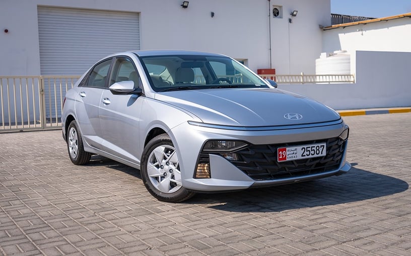 Hyundai Accent (Серебро), 2024 для аренды в Шарджа