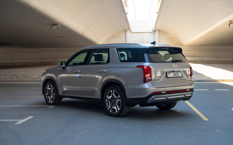 Hyundai Palisade (Argent), 2025 - offres de bail &agrave; Ras Al Khaimah