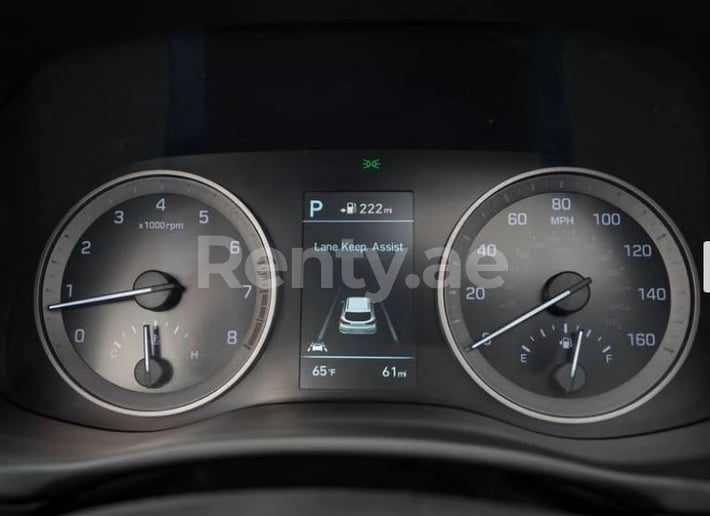 Hyundai Tucson (Plata), 2020 para alquiler en Dub&aacute;i