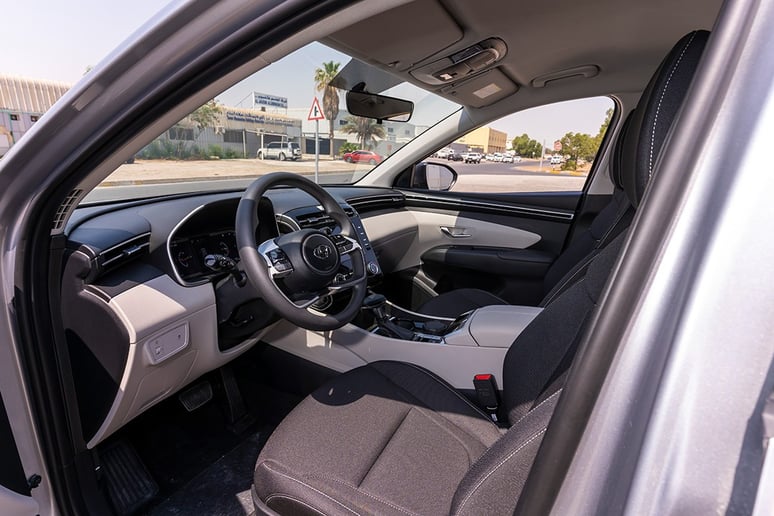 Hyundai Tucson (Silber), 2024  zur Miete in Ras Al Khaimah