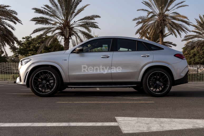 إيجار مرسيدس GLE63 (فضة), 2021 في دبي