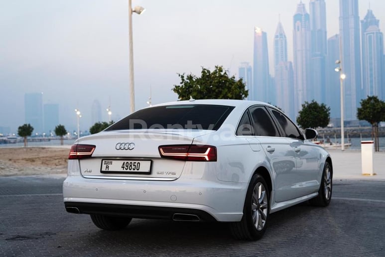 Dubai'de kiralık Audi A6 (Beyaz), 2016