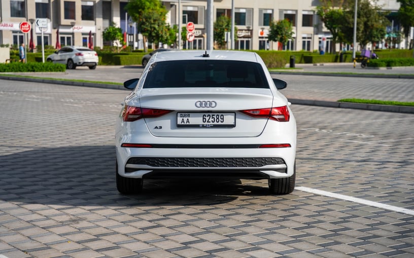 Audi A3 (Wei&szlig;), 2025 - Leasingangebote in Abu Dhabi