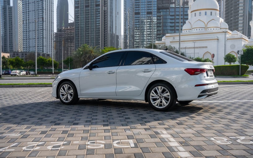 Audi A3 (Wei&szlig;), 2025 - Leasingangebote in Abu Dhabi