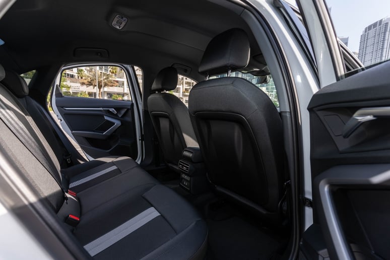 Audi A3 (Wei&szlig;), 2025 - Leasingangebote in Abu Dhabi