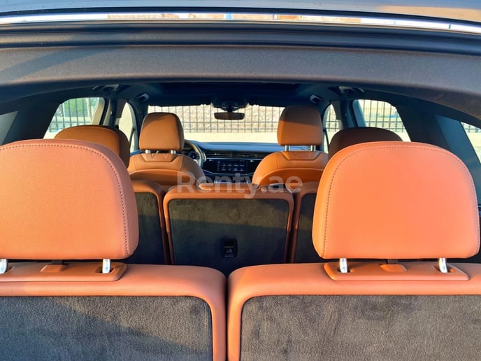Dubai'de kiralık Audi Q7 (Beyaz), 2020