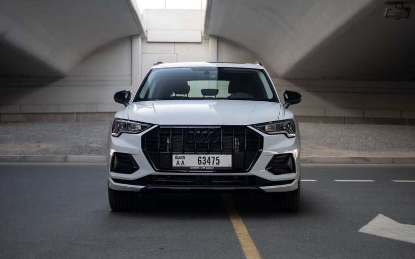 Audi Q3 (Белый), 2024 - предложения по лизингу в Дубай