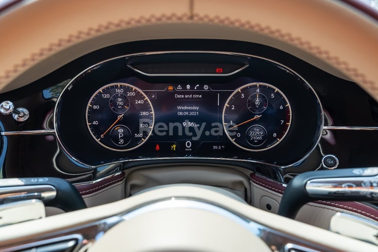 Bentley Flying Spur (Blanc), 2020 &agrave; louer &agrave; Duba&iuml;
