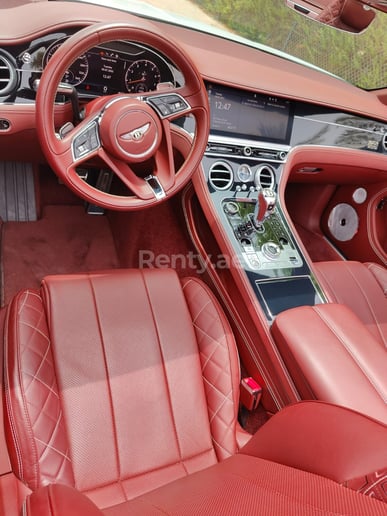 Bentley Continental GTC (Wit), 2019 te huur in Ras Al Khaimah