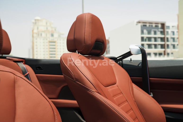 BMW 430i cabrio (Bianca), 2021 in affitto a Ras Al Khaimah