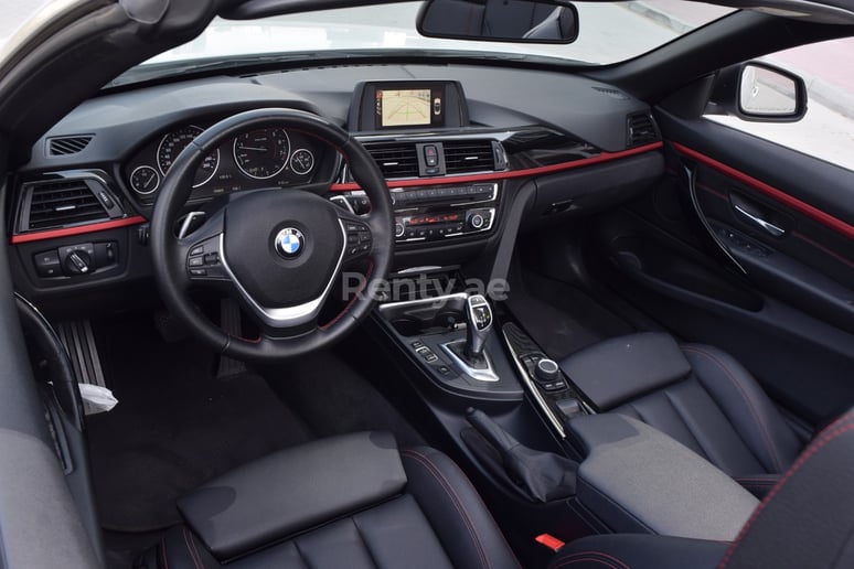 BMW 420i Cabrio (Wei&szlig;), 2017  zur Miete in Dubai