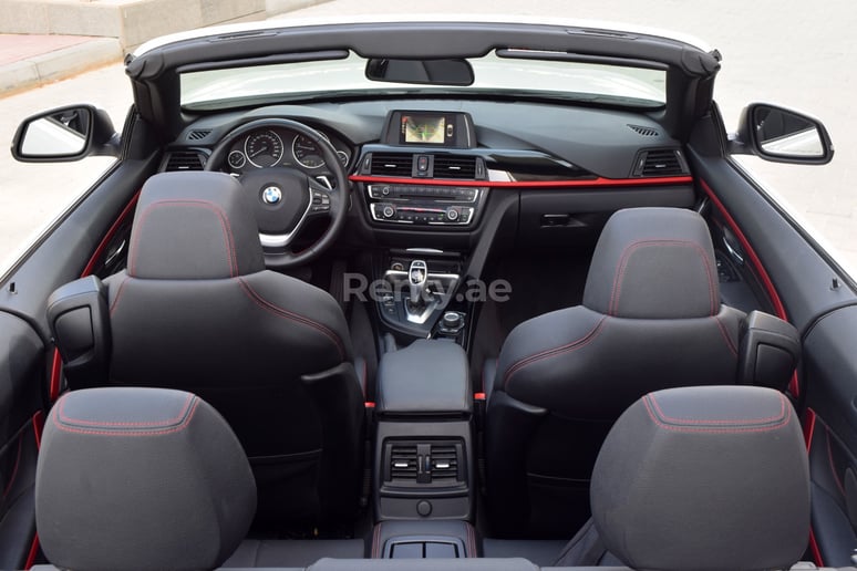 BMW 420i Cabrio (Wei&szlig;), 2017  zur Miete in Dubai