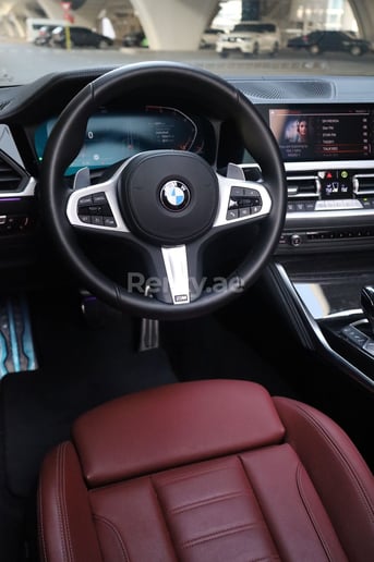 BMW 430i cabrio (Bianca), 2021 in affitto a Ras Al Khaimah