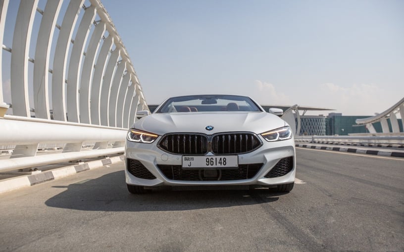 BMW 840i cabrio (Bianca), 2021 in affitto a Abu Dhabi