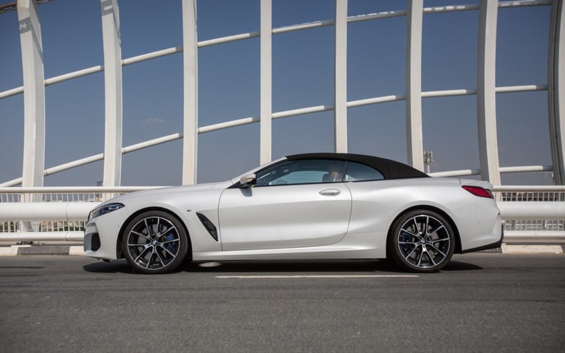 BMW 840i cabrio (Bianca), 2021 in affitto a Abu Dhabi