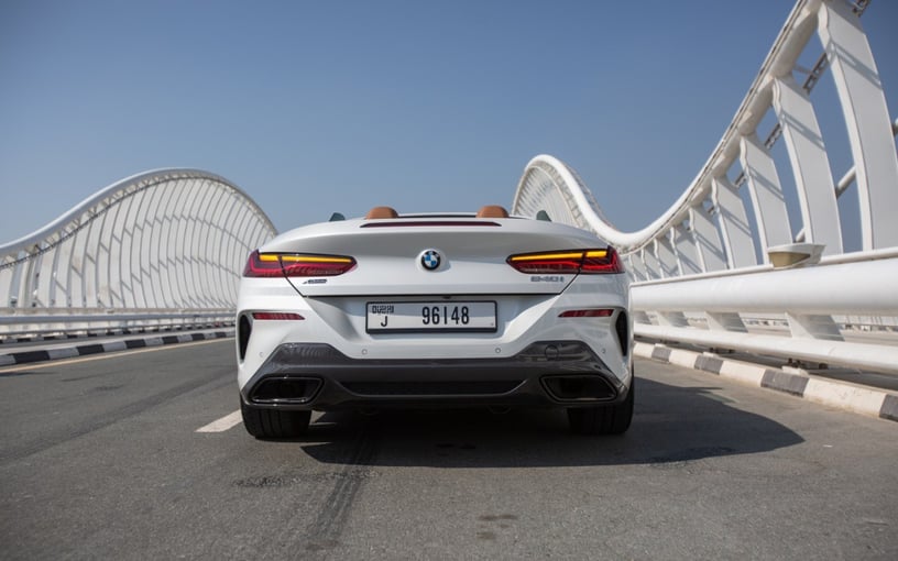 BMW 840i cabrio (Bianca), 2021 in affitto a Abu Dhabi