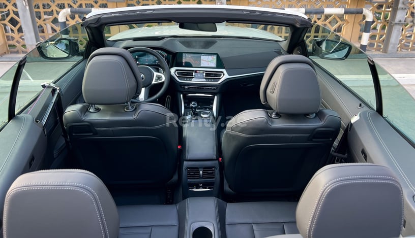 BMW 430i cabrio (Белый), 2022 для аренды в Дубай