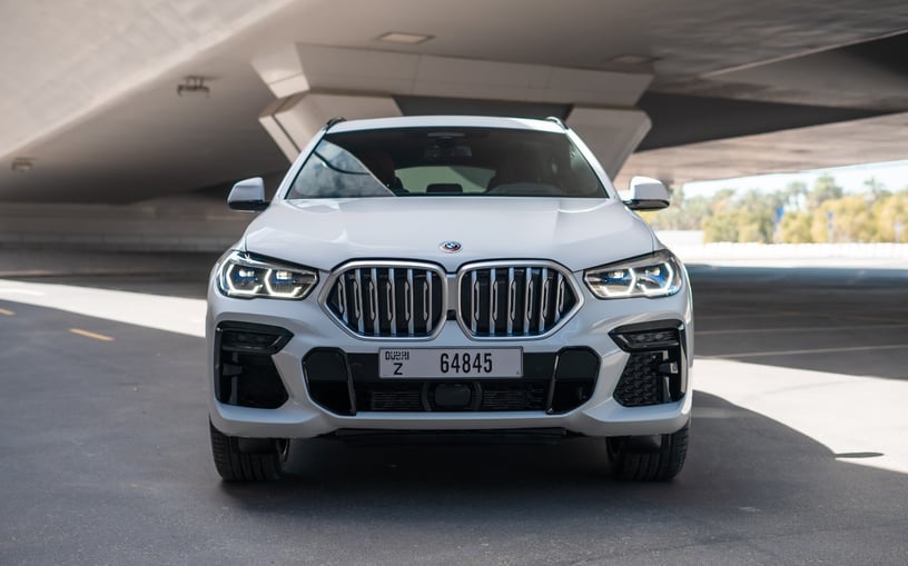 إيجار بي ام دبليو X6 (أبيض), 2023 في الشارقة