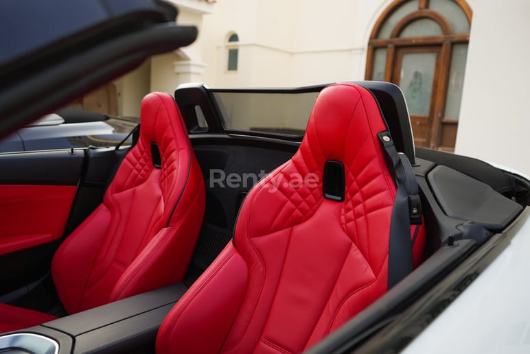 Dubai'de kiralık BMW Z4 (Beyaz), 2019