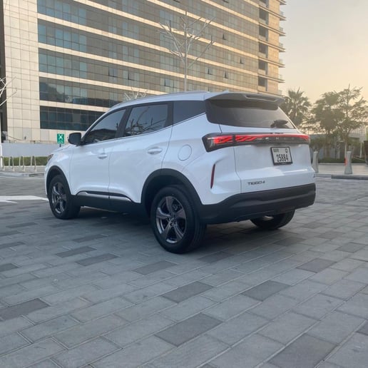 Chery Tiggo 4 (Wei&szlig;), 2025  zur Miete in Abu Dhabi