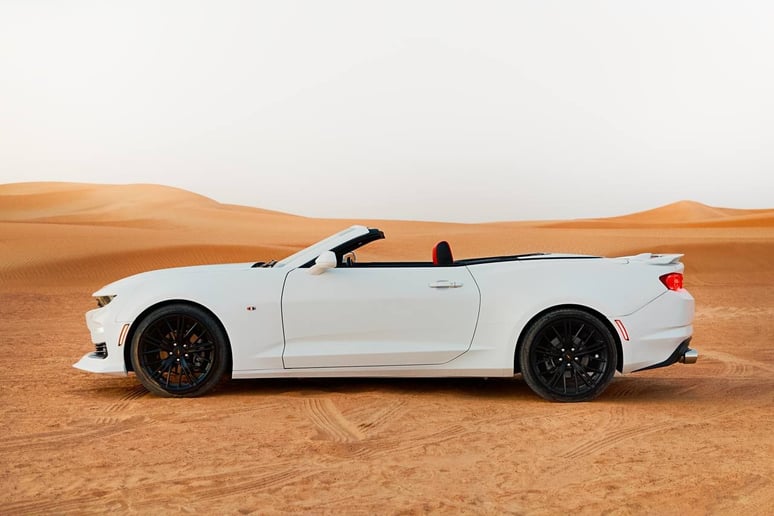 Chevrolet Camaro V6 (Blanco), 2021 para alquiler en Sharjah