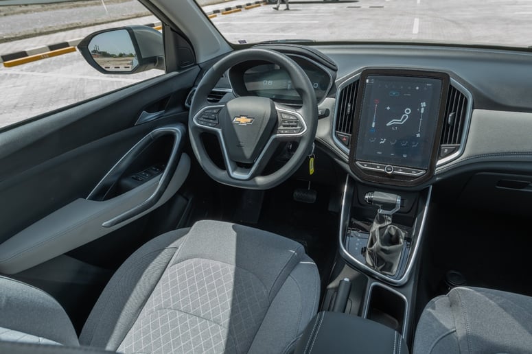 Chevrolet Captiva (Wei&szlig;), 2024 - Leasingangebote in Dubai