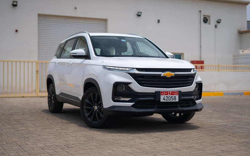 Chevrolet Captiva (Blanc), 2024 &agrave; louer &agrave; Ras Al Khaimah