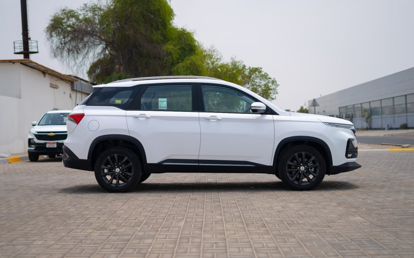 Chevrolet Captiva (Blanc), 2024 &agrave; louer &agrave; Ras Al Khaimah