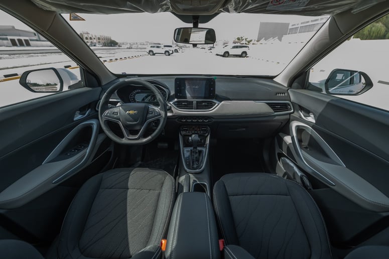 Chevrolet Groove (Wei&szlig;), 2024  zur Miete in Dubai